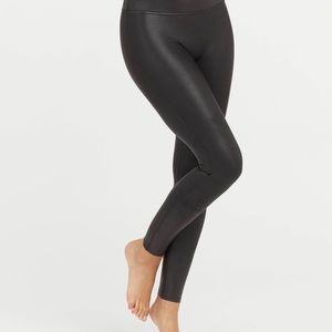 SPANX faux leather leggings wt authentic Spanx